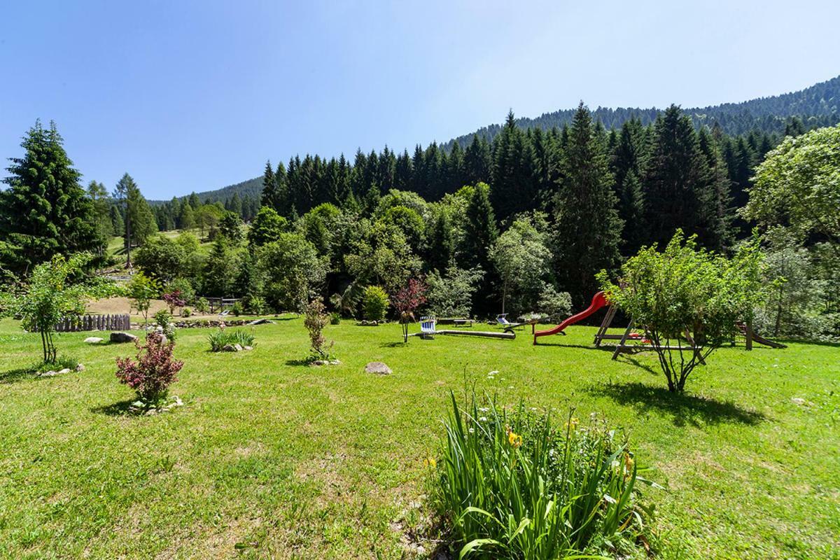 Albergo Lozen Canal San Bovo Bagian luar foto