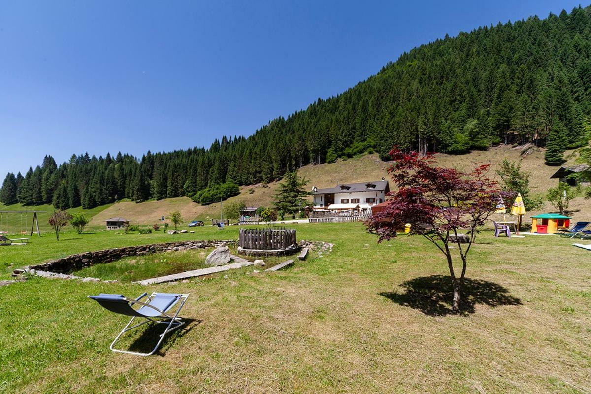 Albergo Lozen Canal San Bovo Bagian luar foto